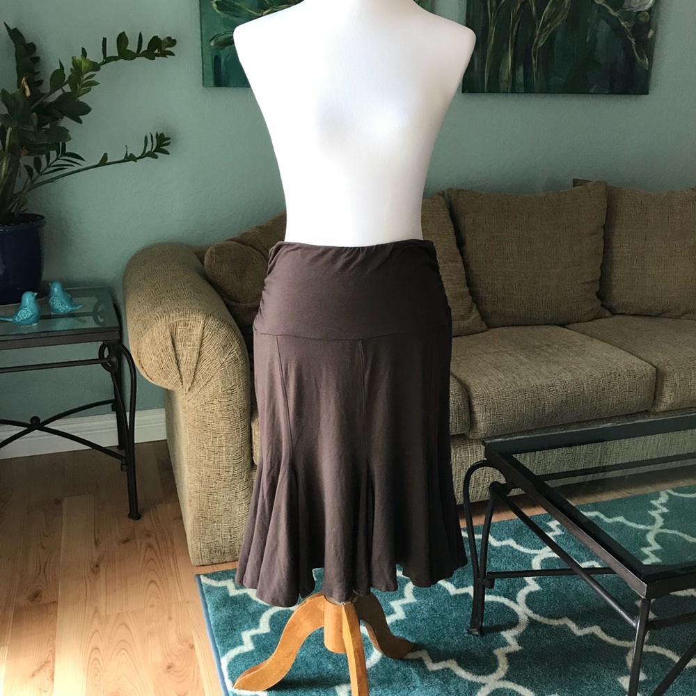 Maternity Gap brown stretchy skirt
